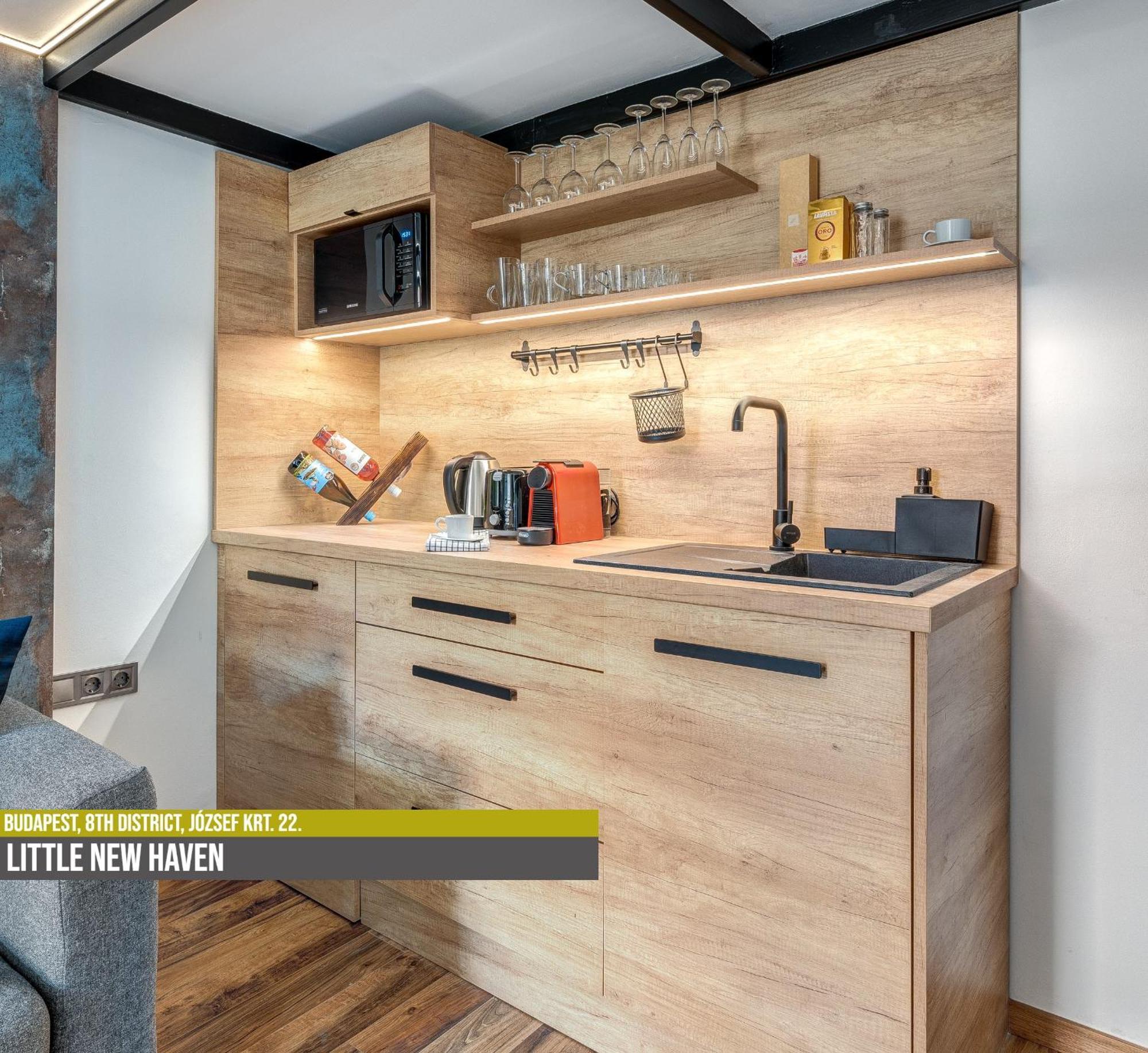 Little Americas East Coast Apartment ブダペスト エクステリア 写真